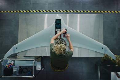 Reuters: Ukrajina by letos mohla exportovat vojenské vybavení za miliardy dolarů