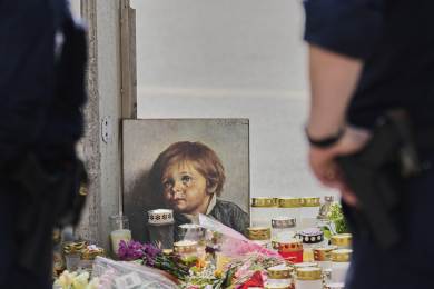 Útočník ze školy ve Štýrském Hradci střílel na lidi ve škole bezcílně