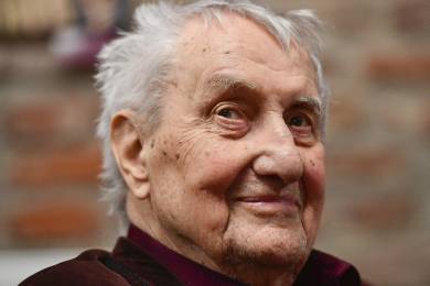 Na Párala lidé vzpomínají jako na výrazného spisovatele i zábavného bonvivána Na Párala lidé vzpomínají jako na výrazného spisovatele i zábavného bonvivána