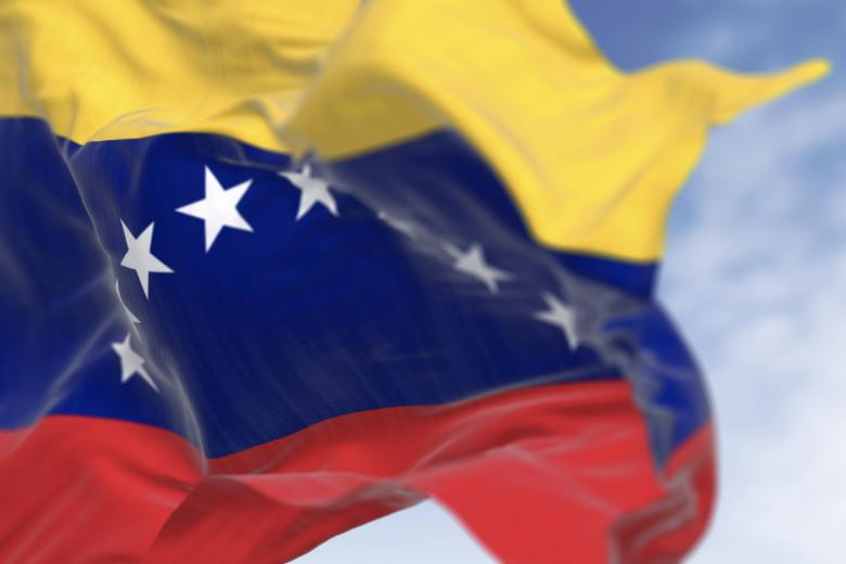 Venezuelský prezident vyhlásil výjimečný stav a země obvinila USA z útoků