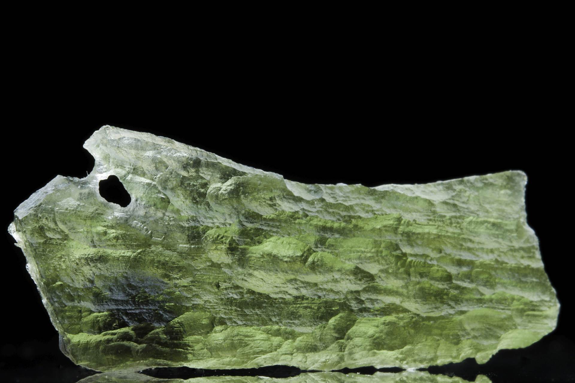 Jihočeská policie přistihla od července 45 lidí, kteří nelegálně těžili vltavíny