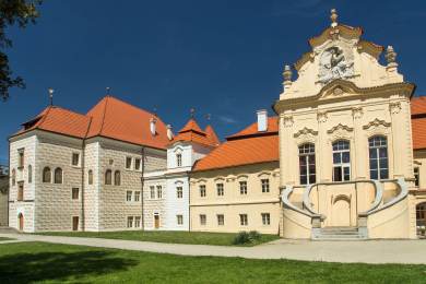 V klášteře Želiv bude do tří let upravené nádvoří, opatská zahrada i rybník