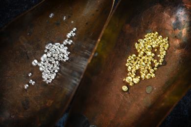 Zloději ve sběrně na Sokolovsku ukradli stříbro a zlato za milion