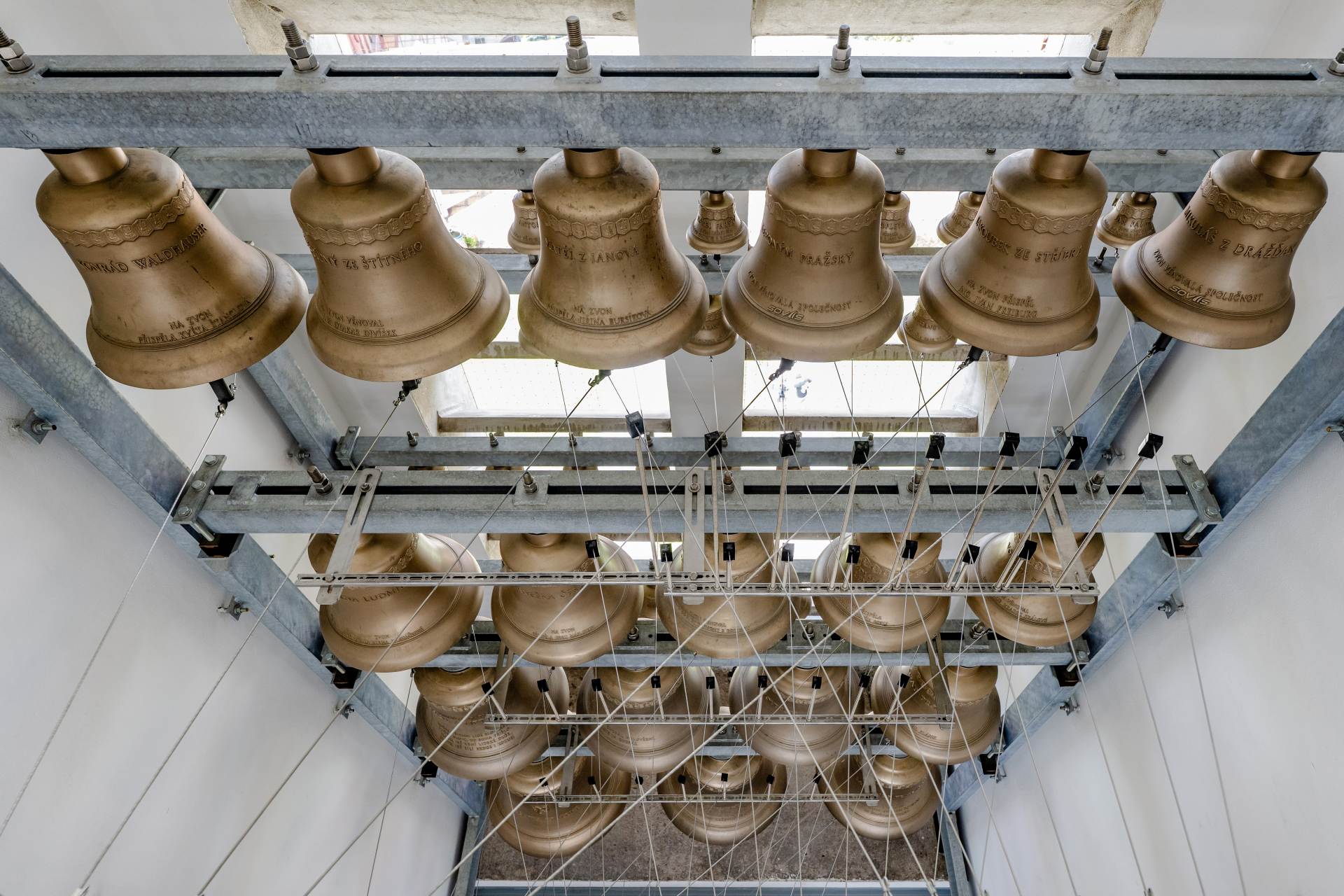 V Hradci Králové zazněl první koncert na nové zvonohře